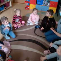 pasaka2.mp4 - VLC leistuvė 2021-04-28 21_45_57 pasaka2.mp4 - VLC leistuvė 2021-04-28 21_45_57
